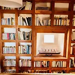 Family House With Character, Large Garden Casa vacanze *