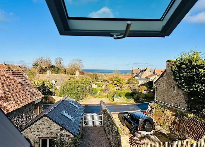 Semesterbostad Family House With Character, Large Garden Auderville
