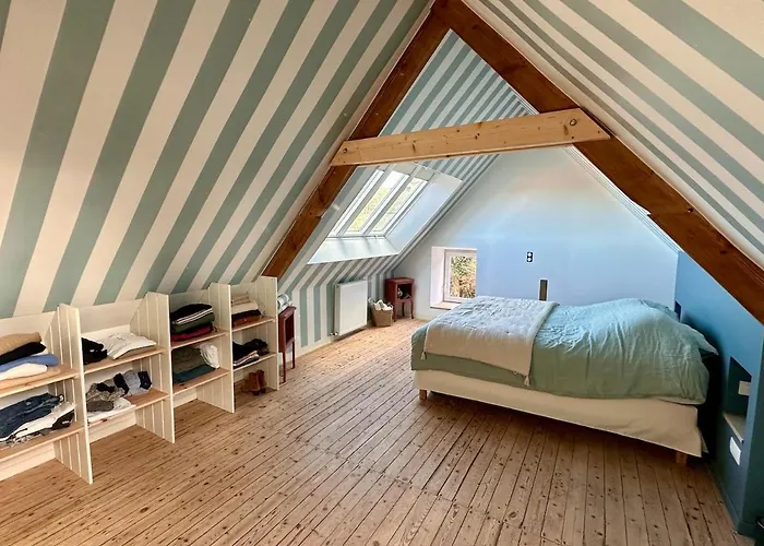 Family House With Character, Large Garden * Auderville