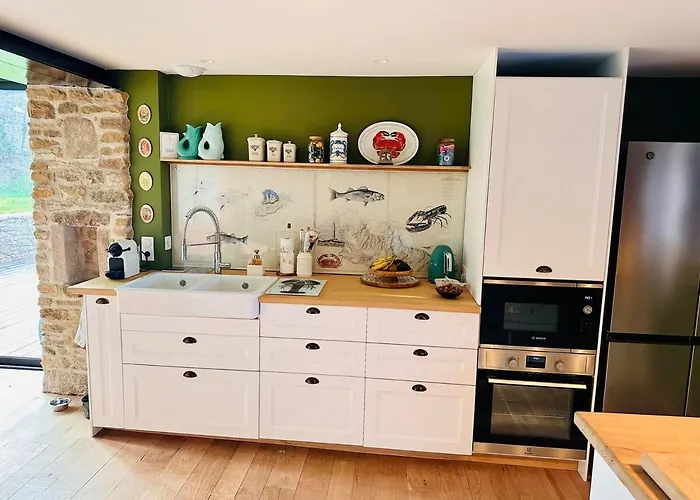 Family House With Character, Large Garden * Auderville